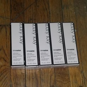 Timewise Matte-Wear Liquid Foundation